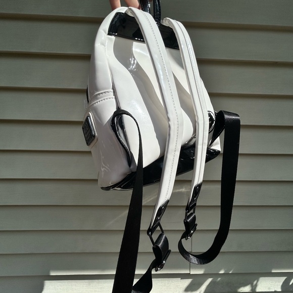 Loungefly Star Wars Stormtrooper Lenticular Mini Backpack - Picture 10 of 17